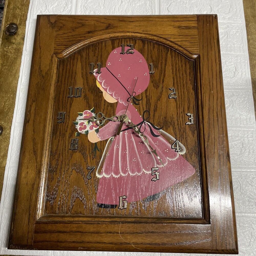 80s Vintage American Country girl Wall Hanging Clock  Quartz 14.5" x 15"